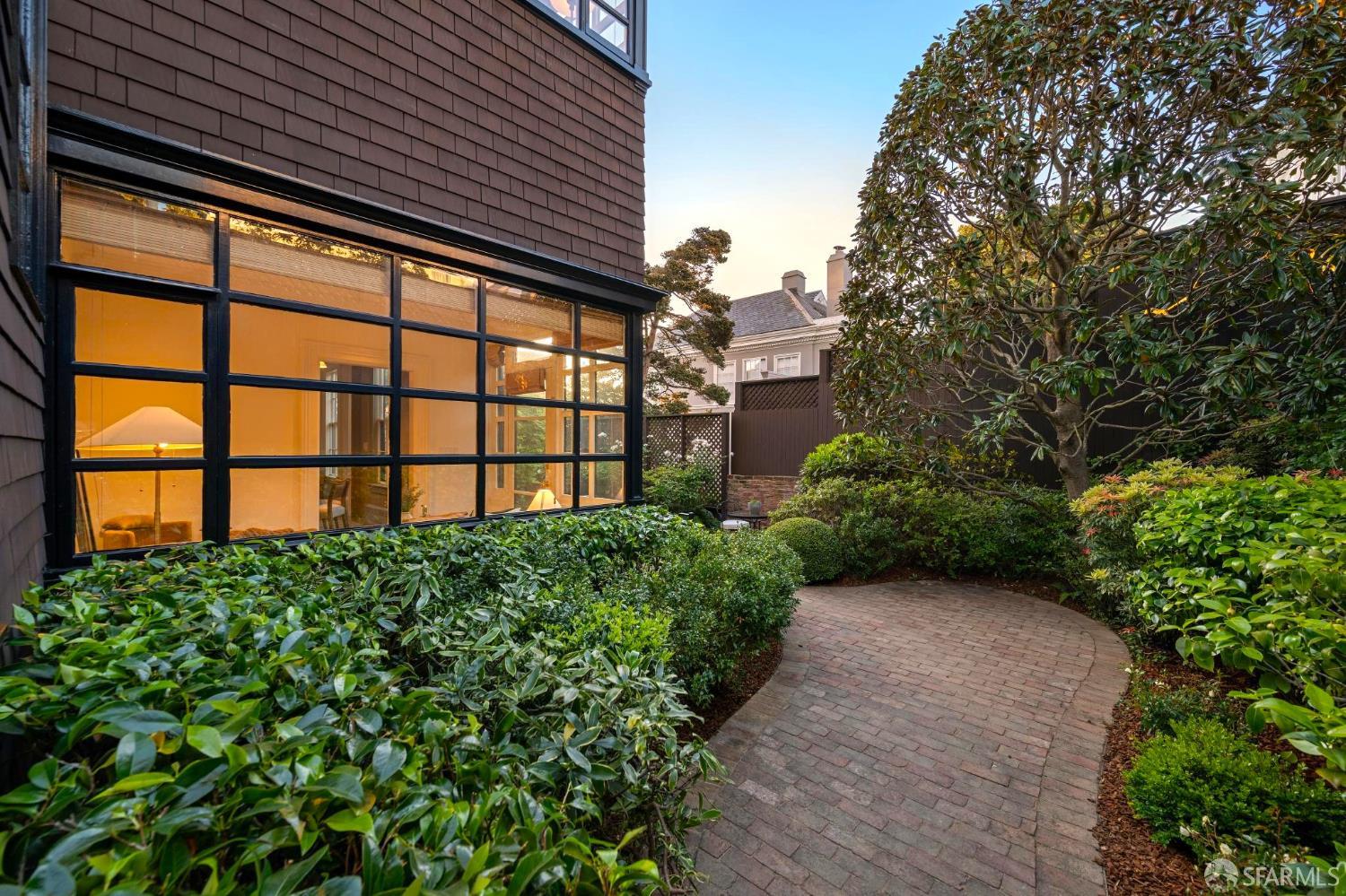 Property photo 36