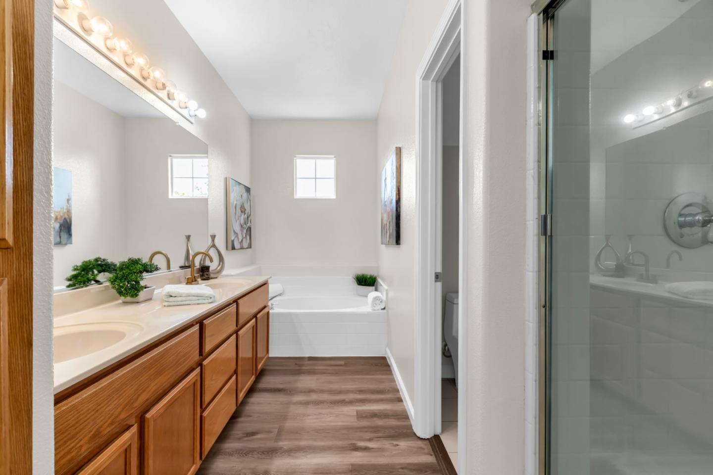 Property photo 34