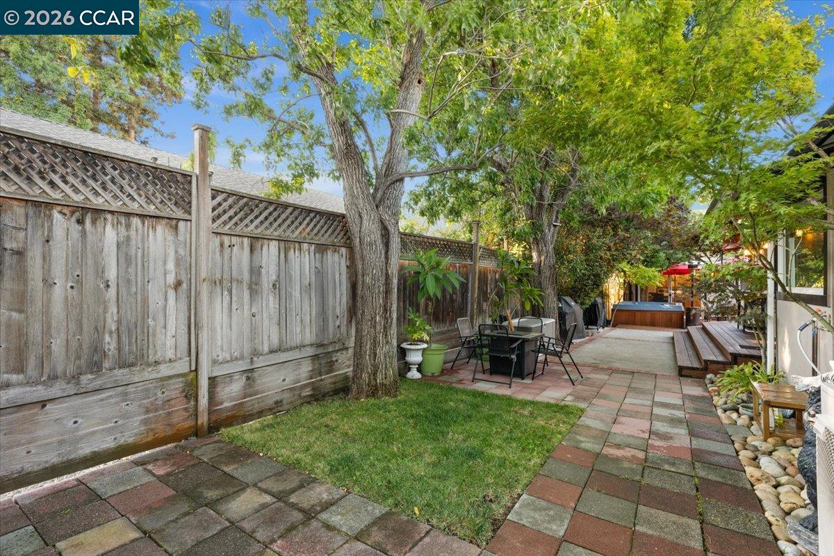 Property photo 31