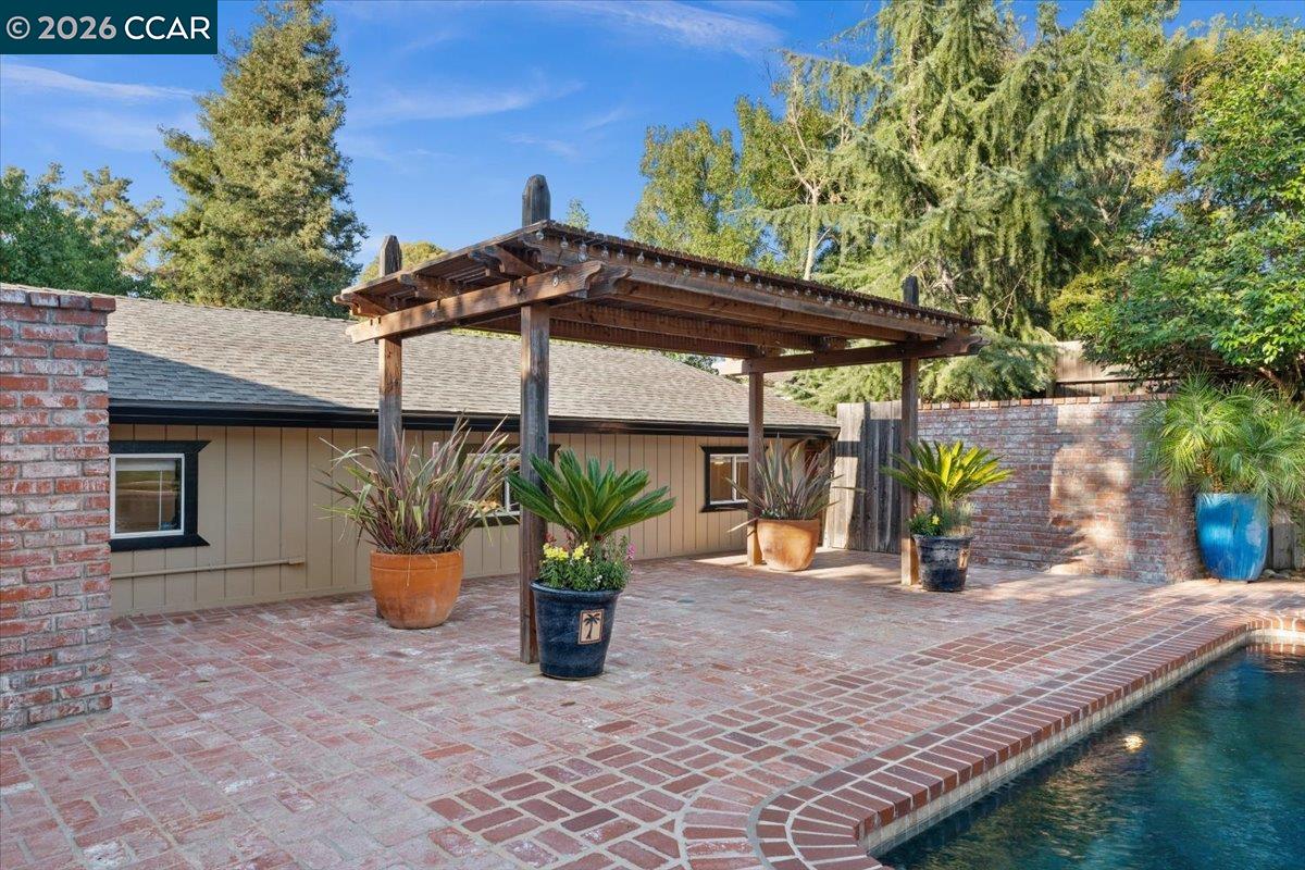 Property photo 37