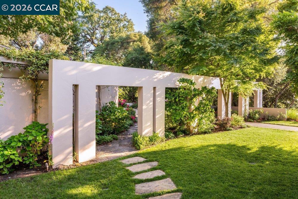 Property photo 43
