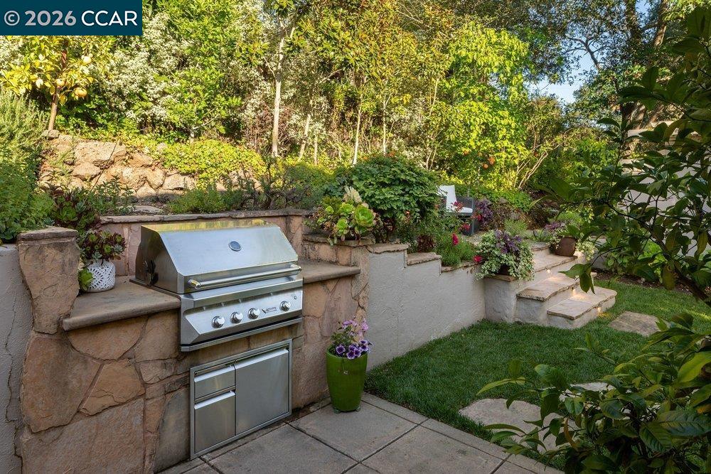 Property photo 46