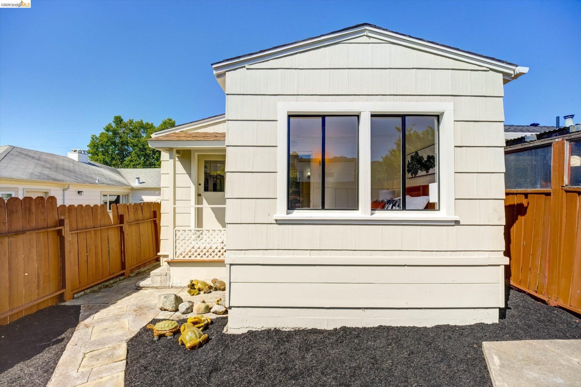 Property photo 35