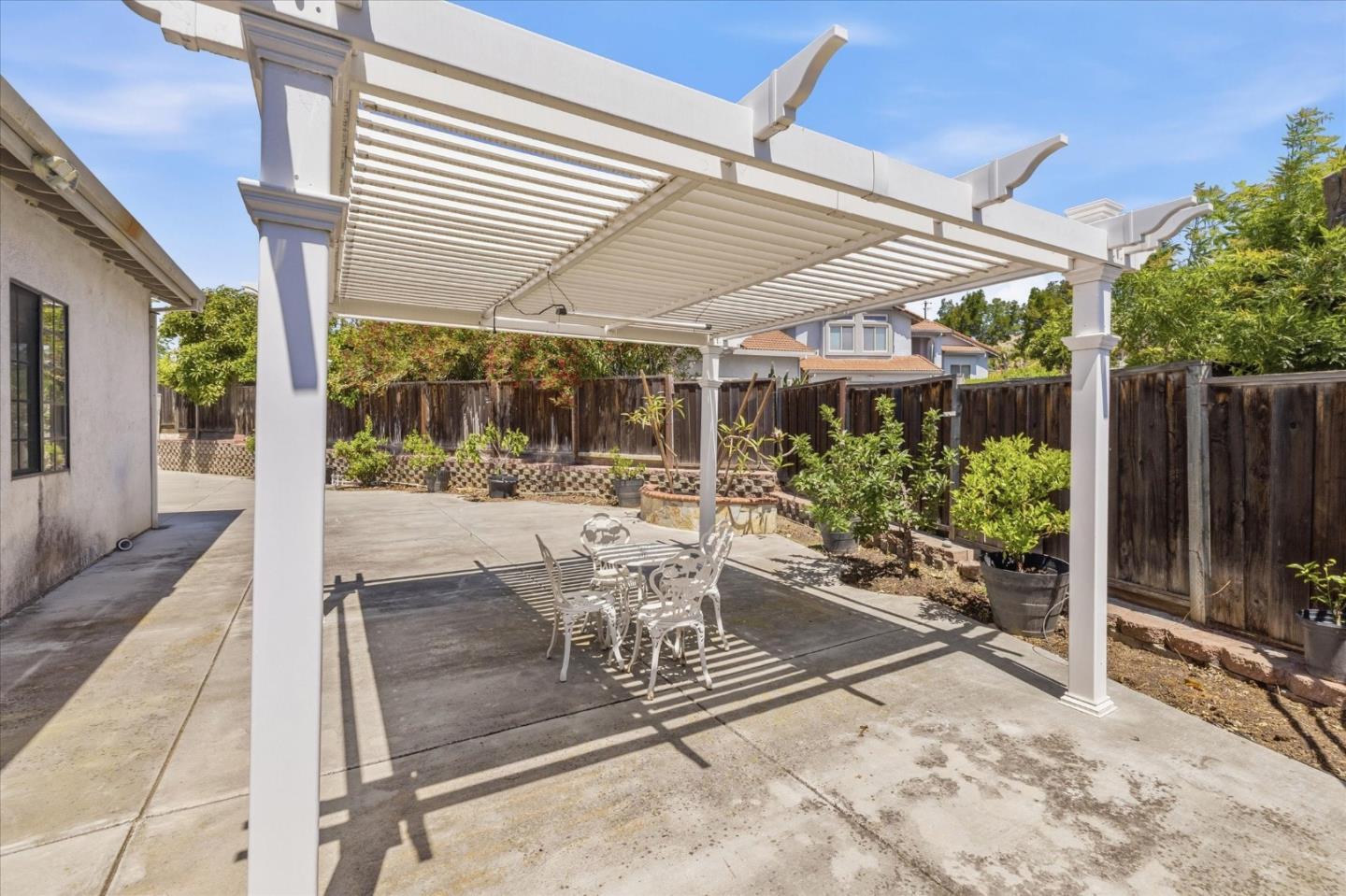 Property photo 40