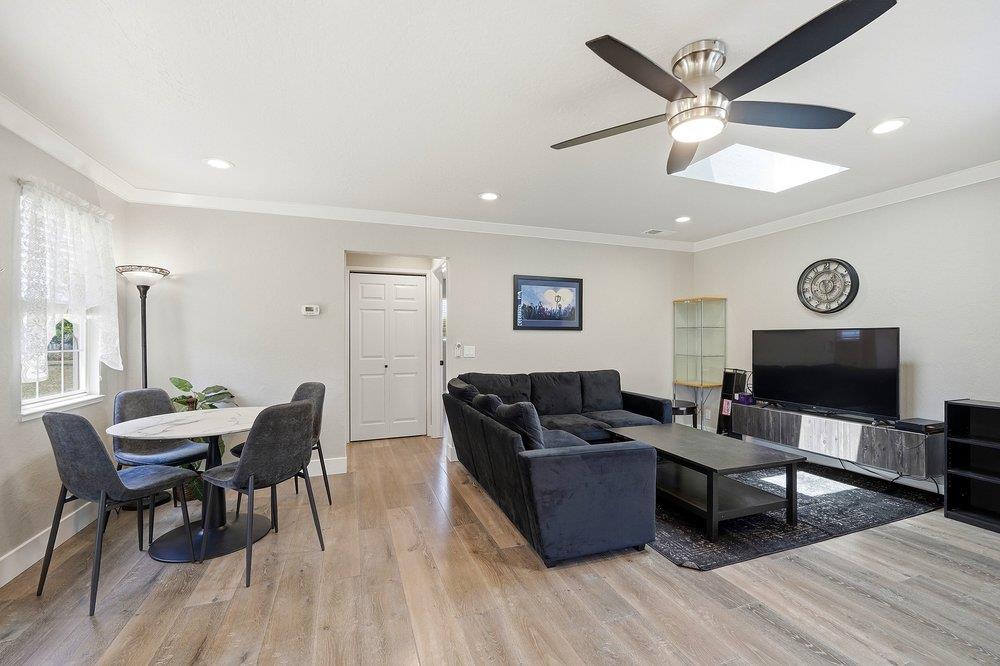 Property photo 37