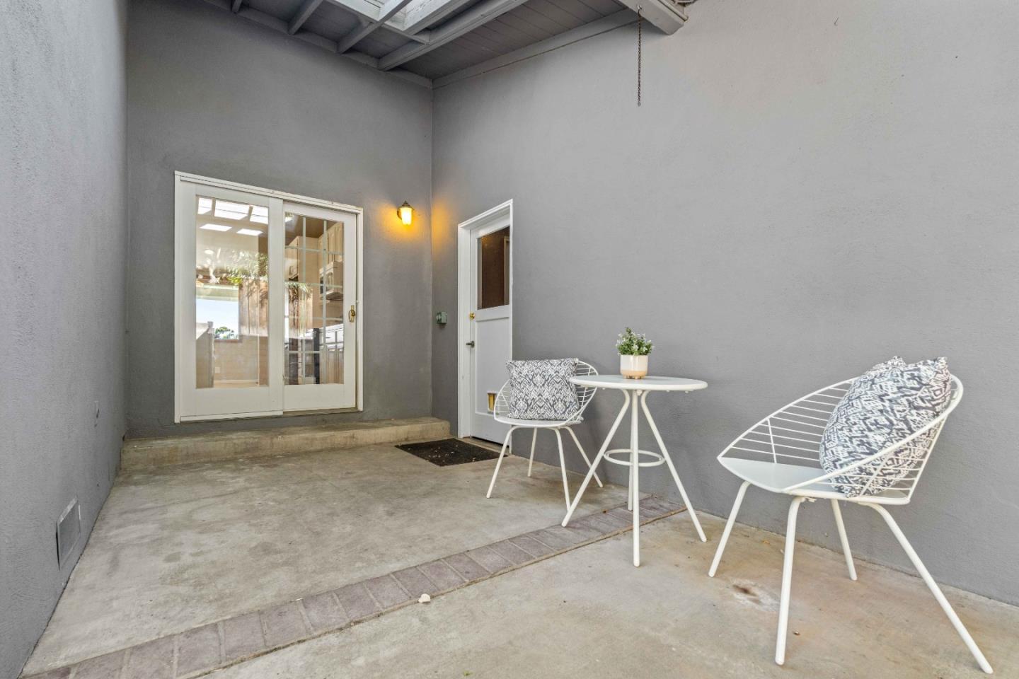 Property photo 33