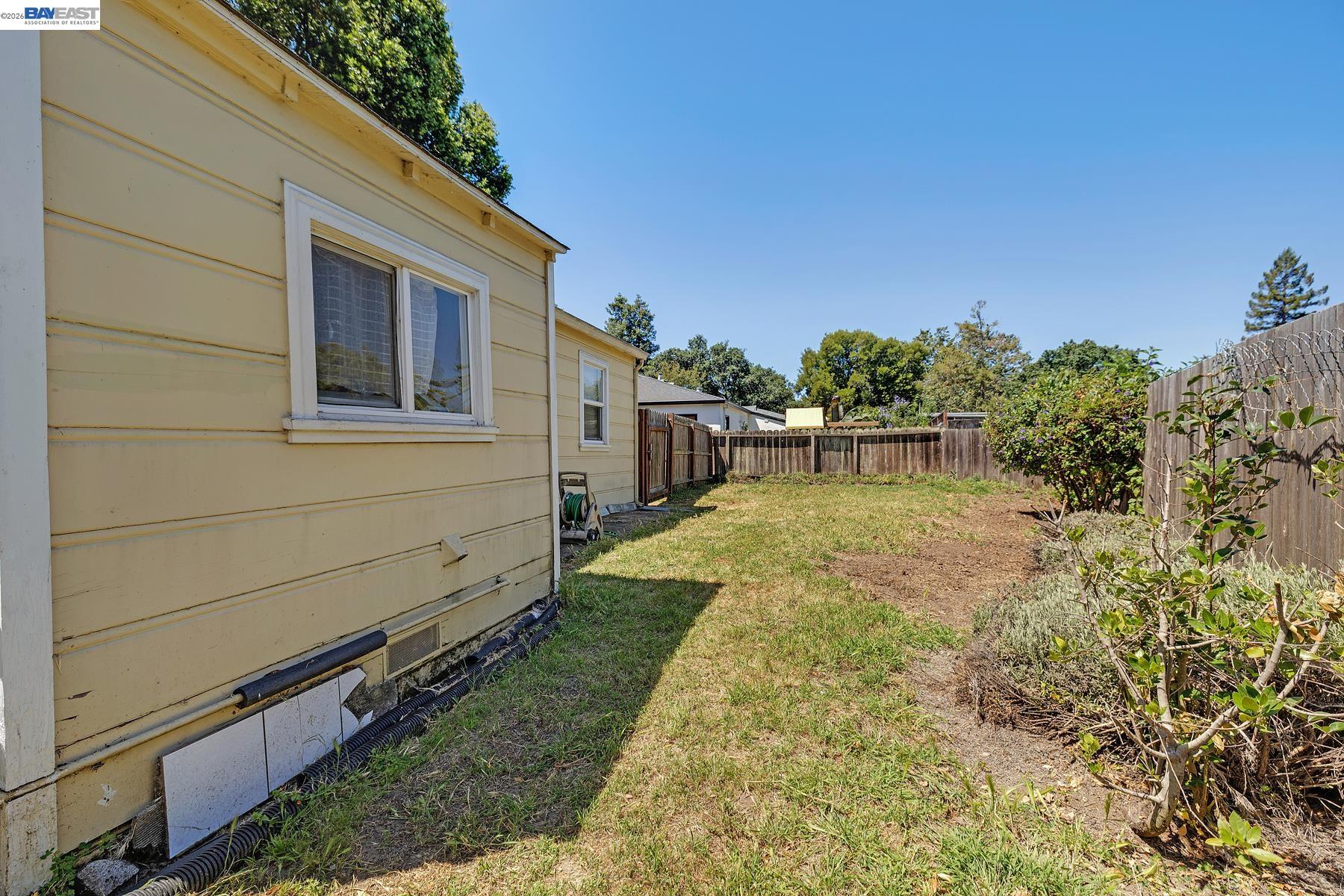 Property photo 43