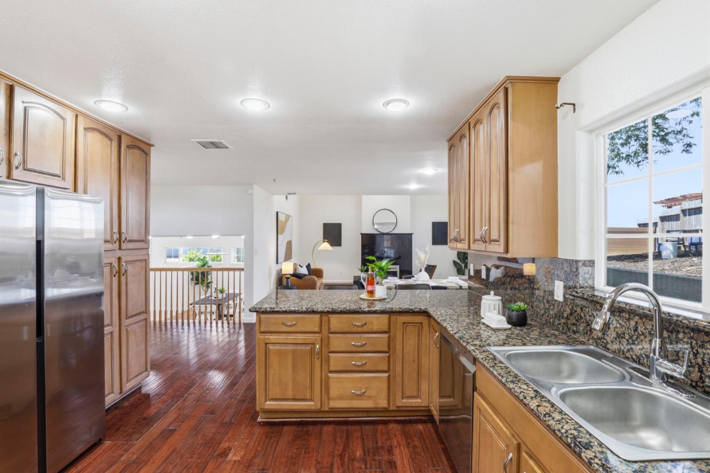 Property photo 28