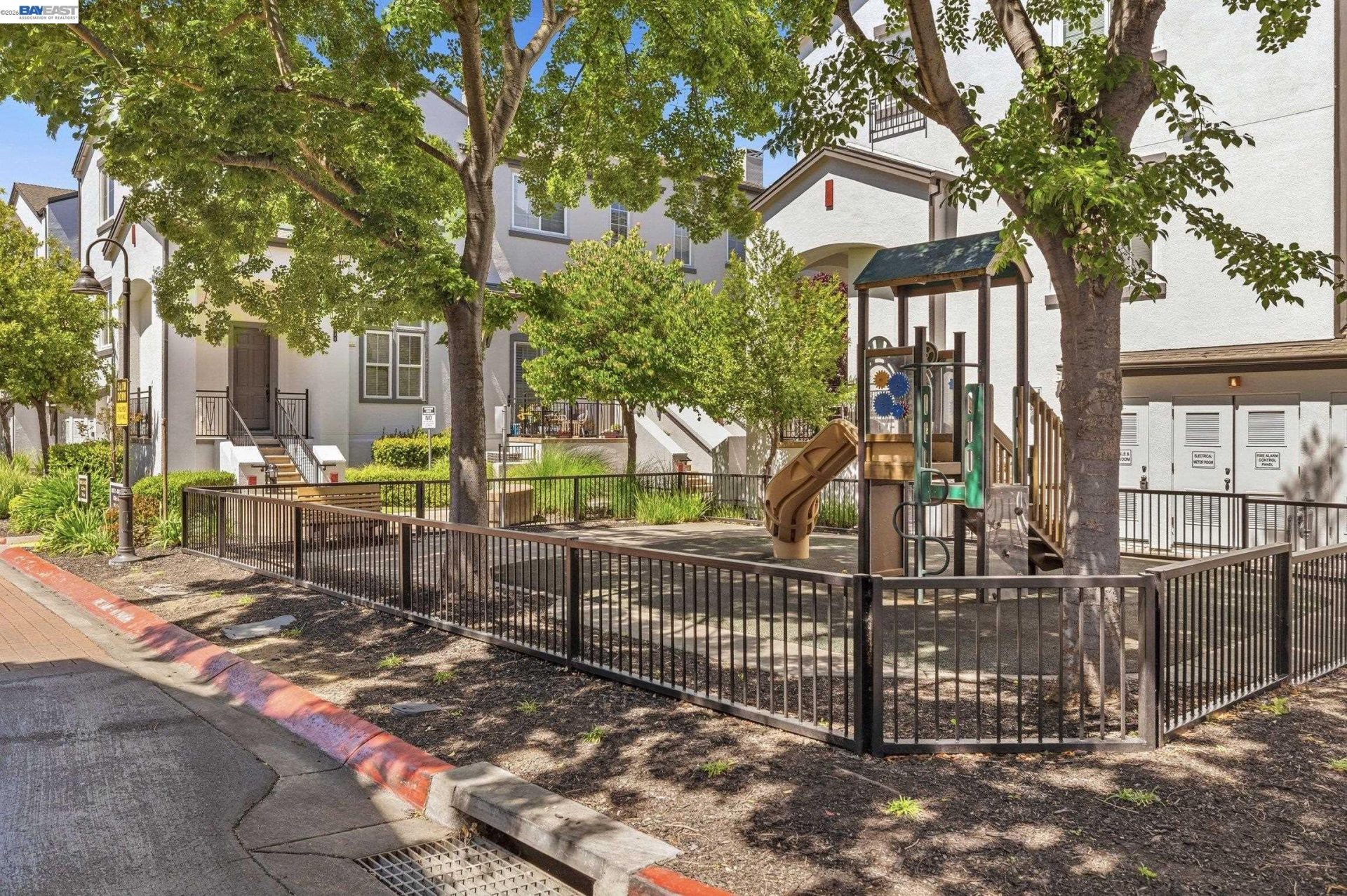 Property photo 38