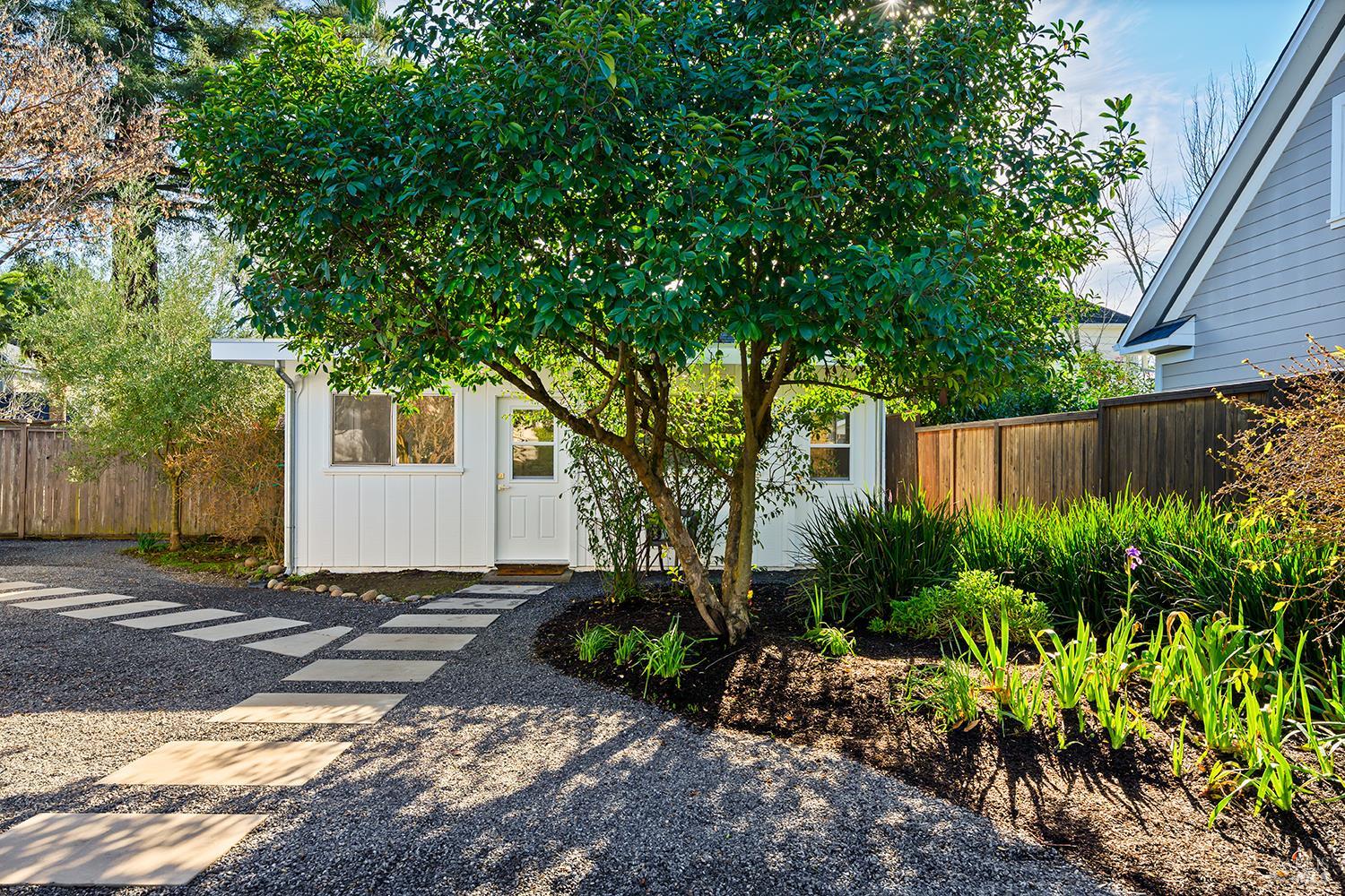 Property photo 38