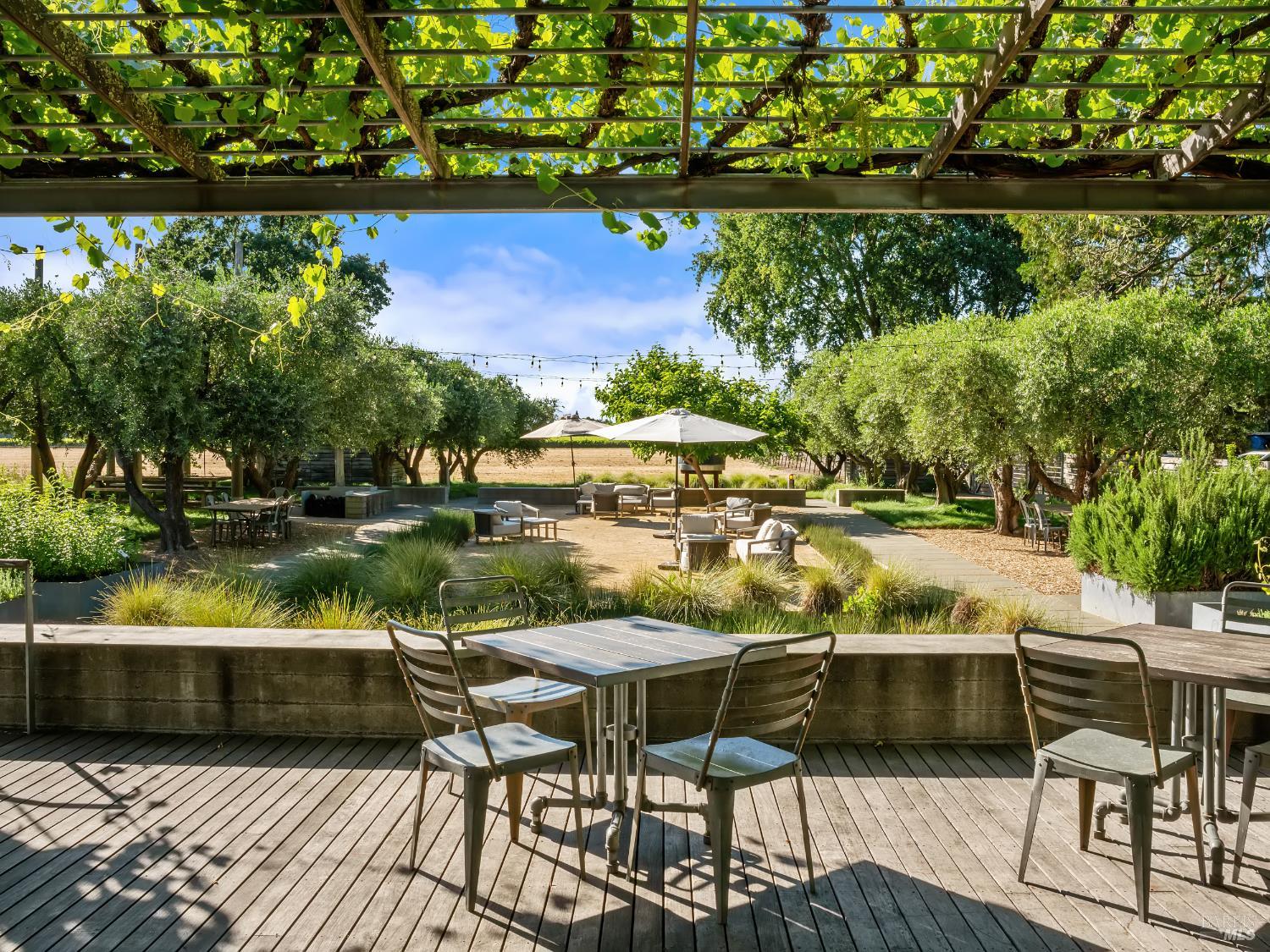 Property photo 32