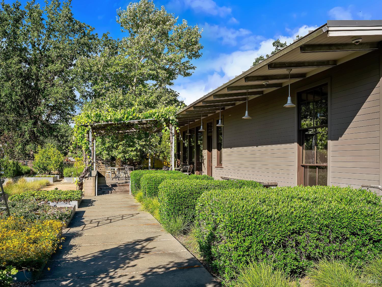 Property photo 44