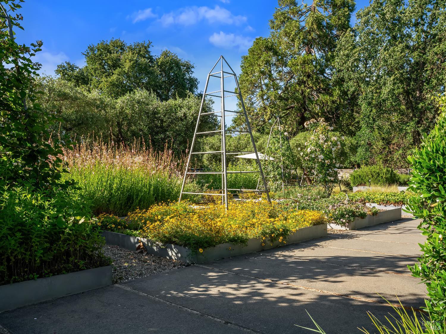 Property photo 46