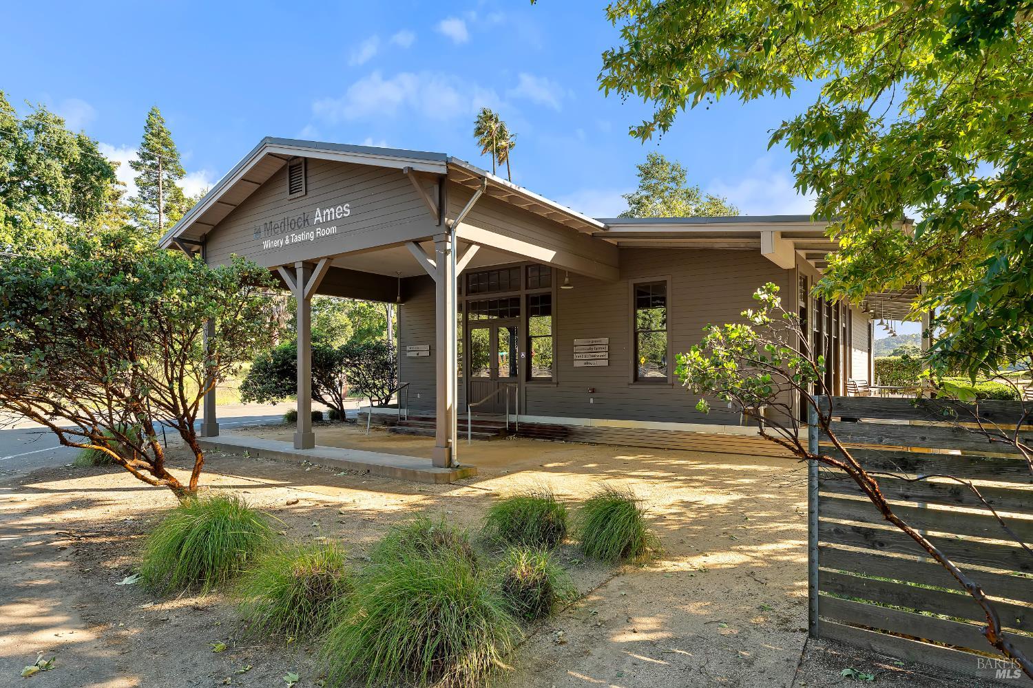 Property photo 8