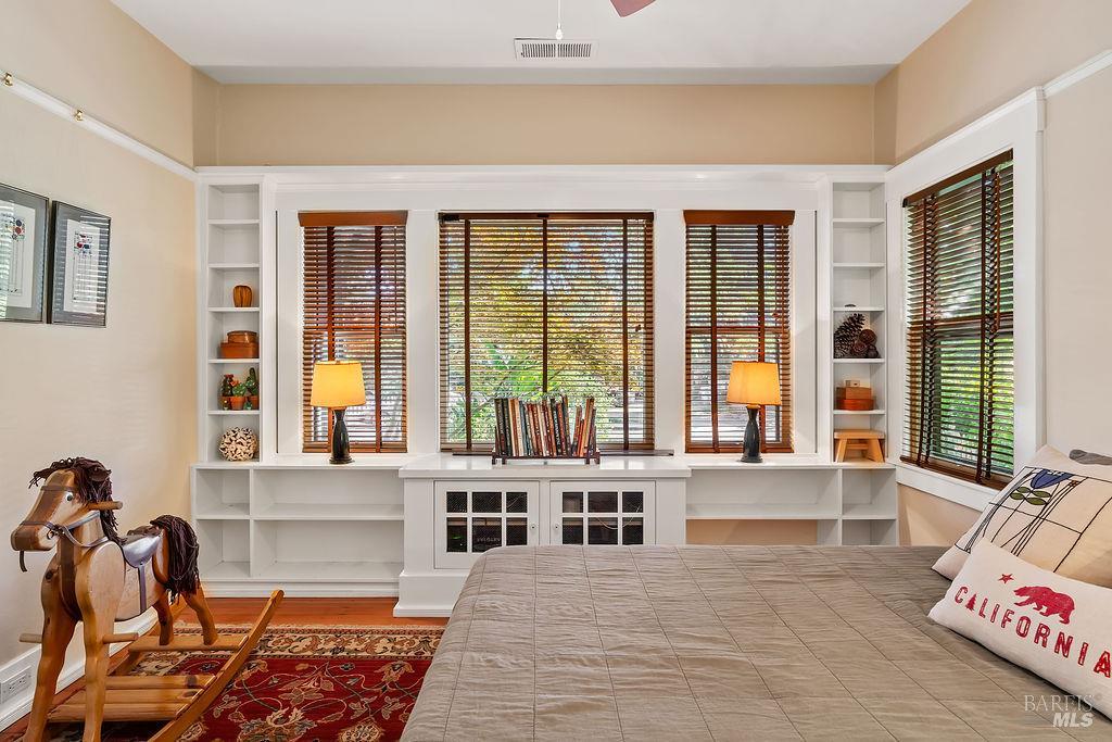 Property photo 33