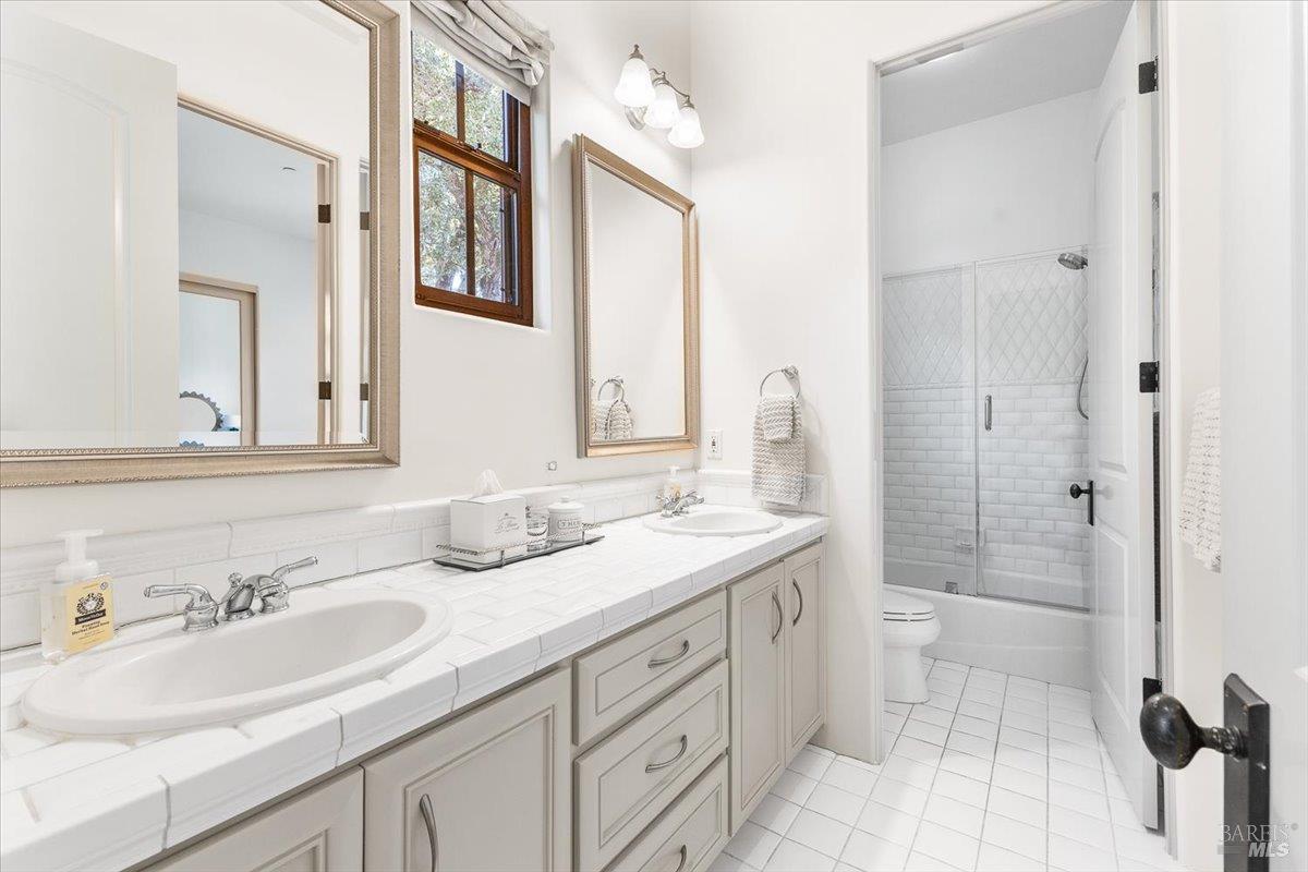 Property photo 35