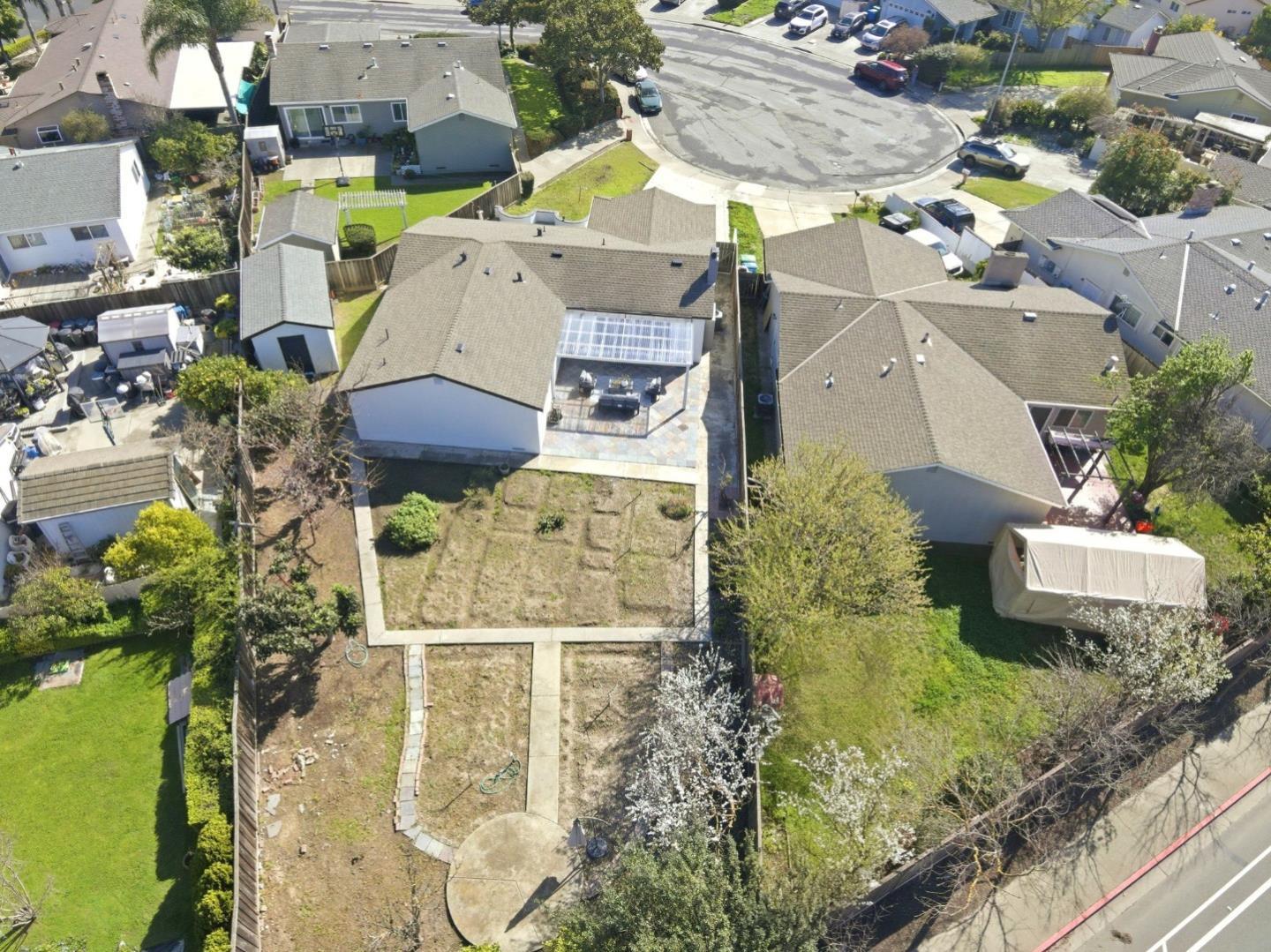 Property photo 46