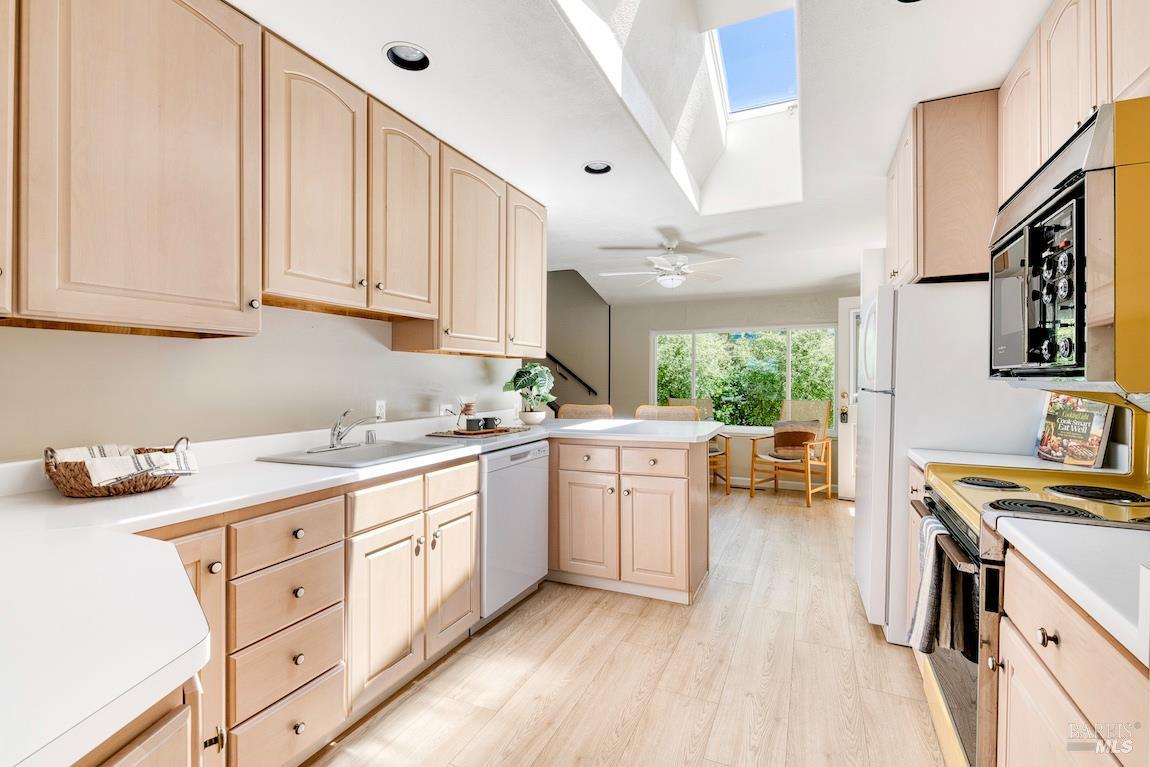 Property photo 16