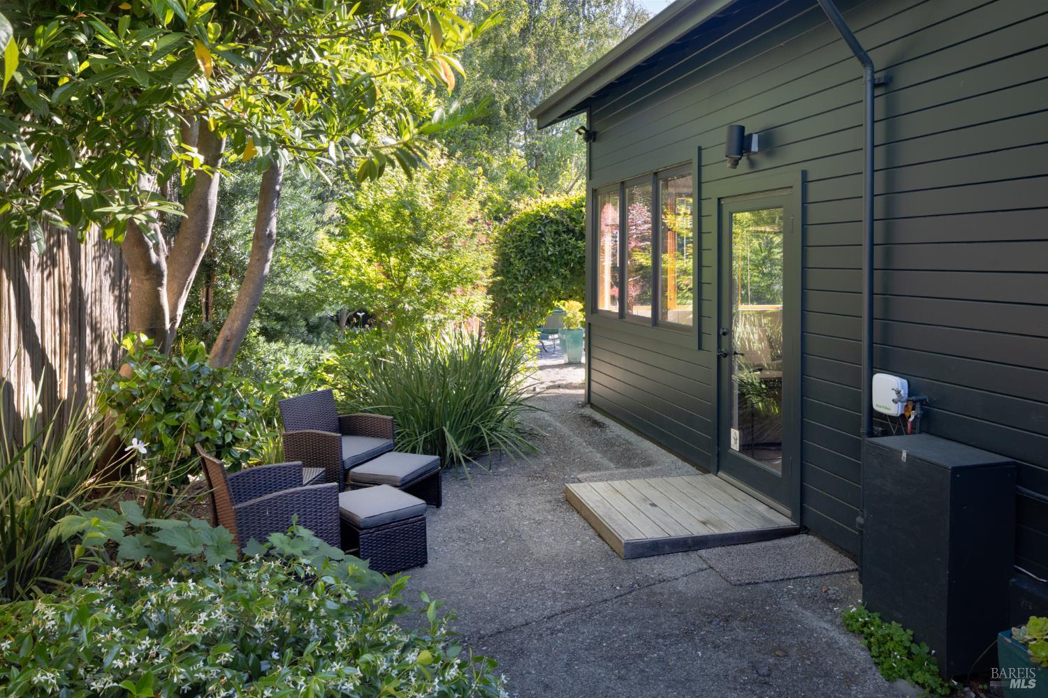 Property photo 28