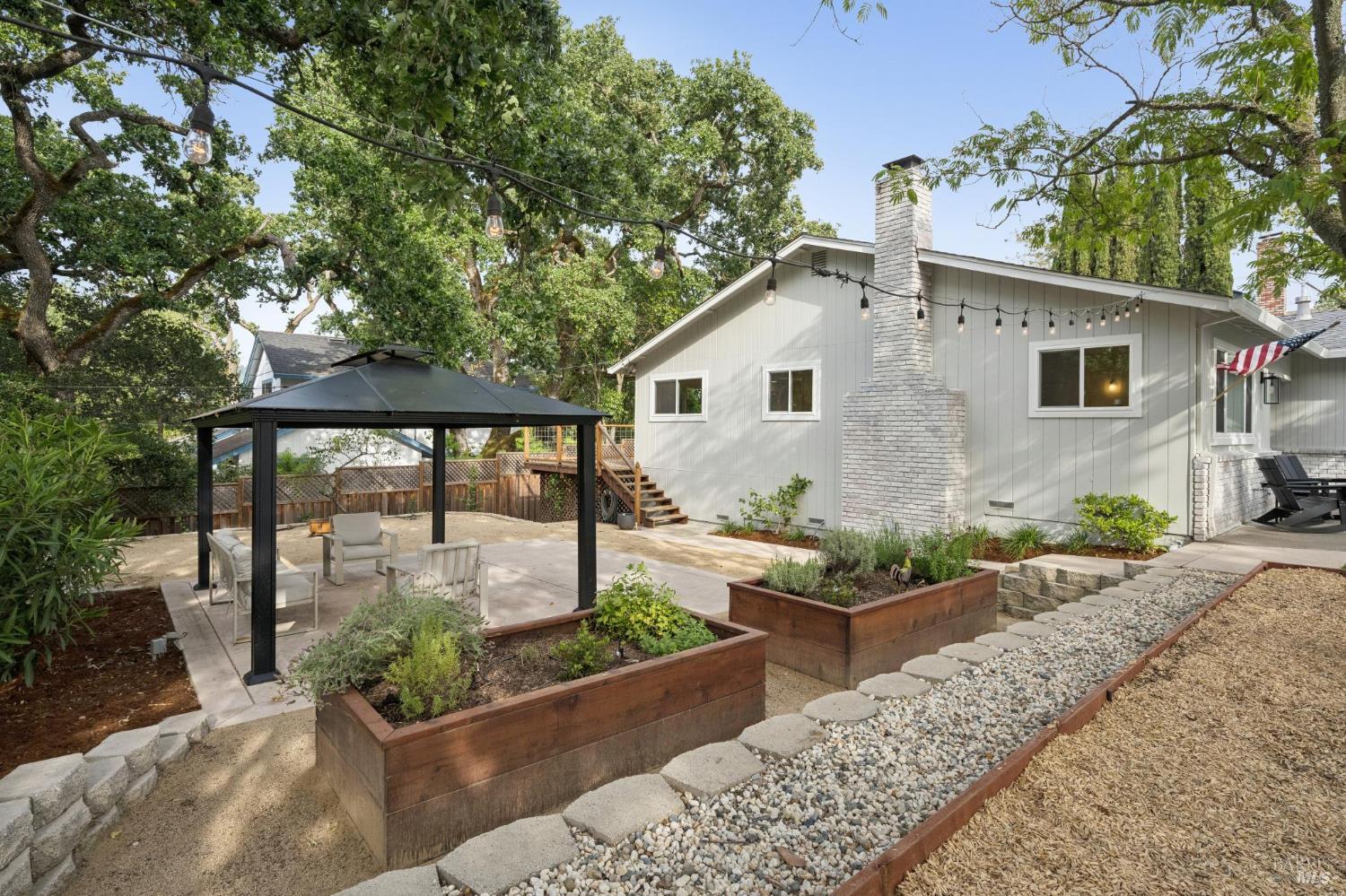 Property photo 32