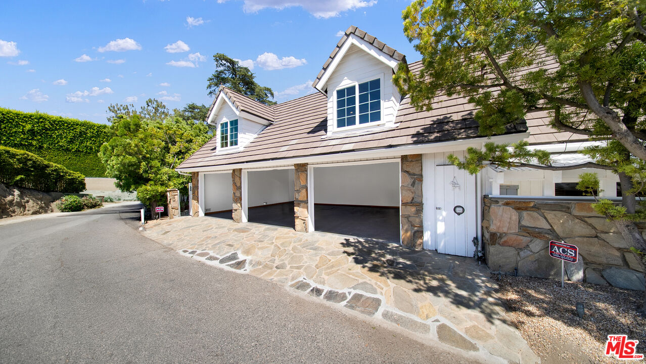 Property photo 40