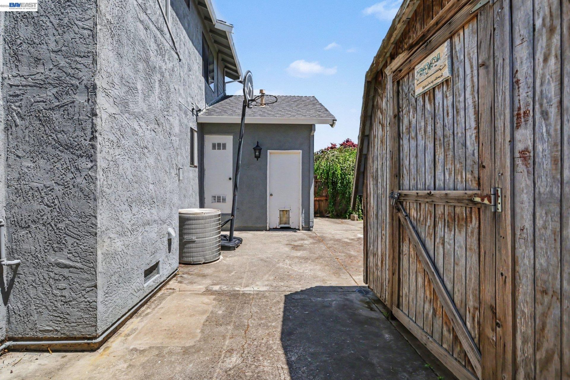 Property photo 28