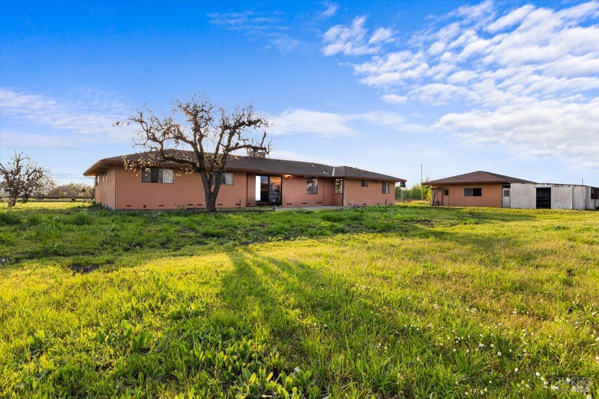 Property photo 40