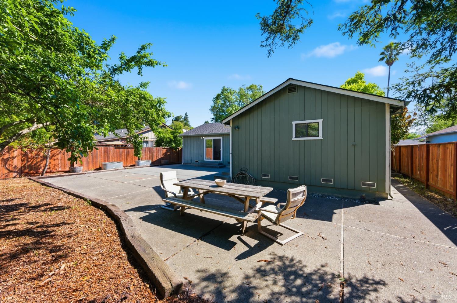 Property photo 46