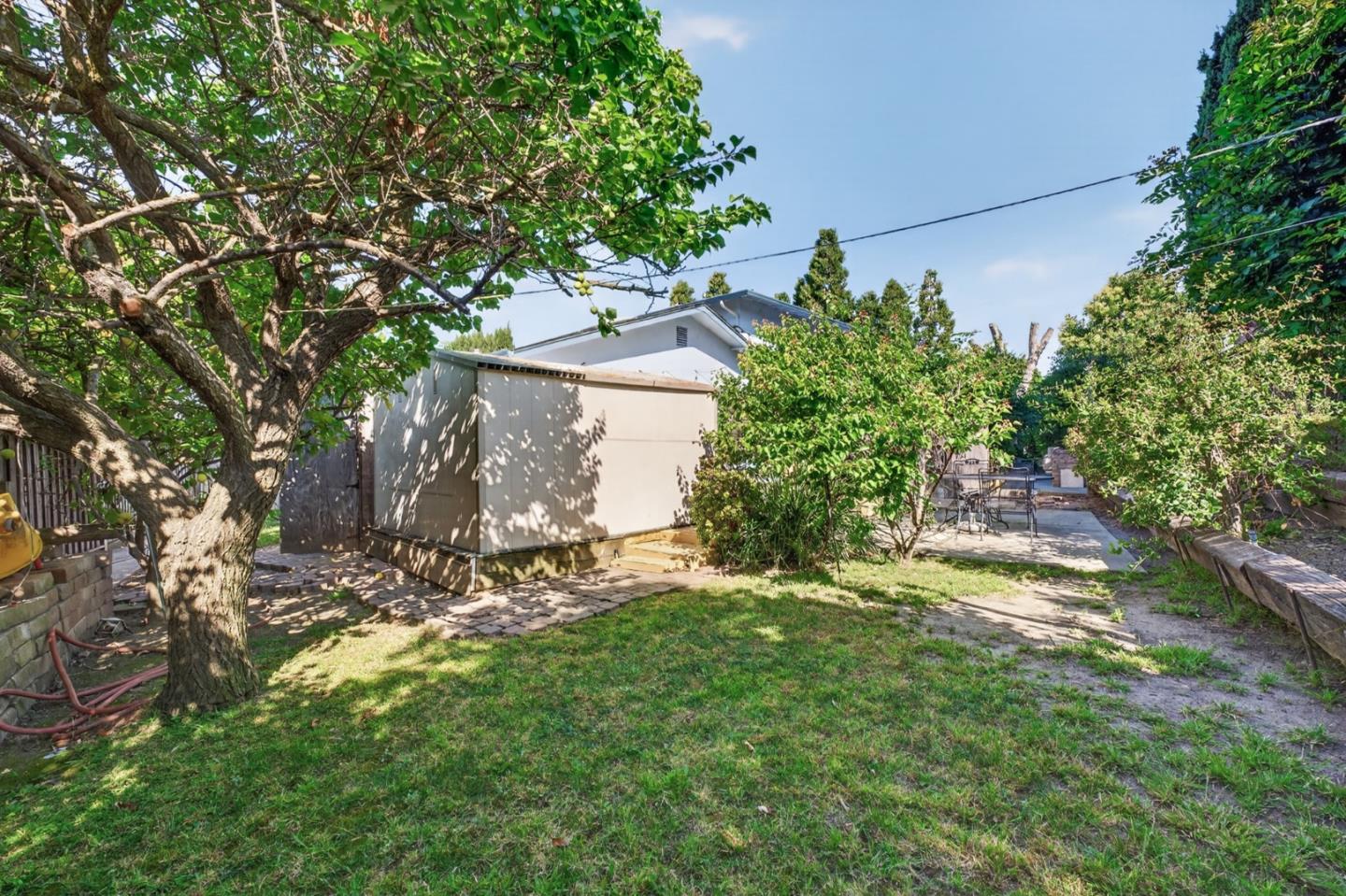 Property photo 37
