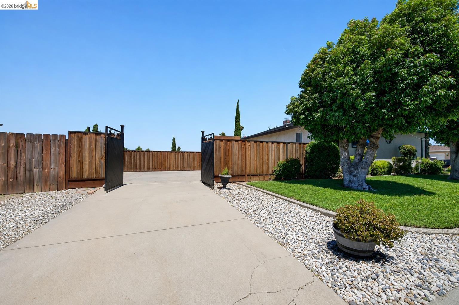Property photo 23