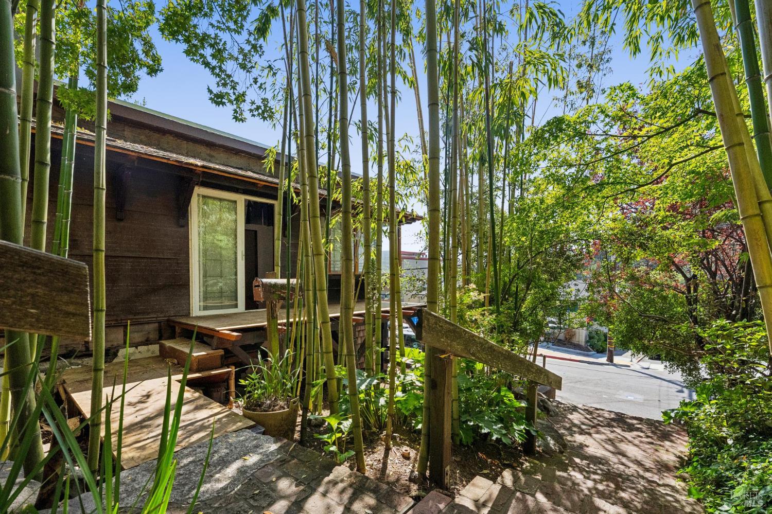 Property photo 25