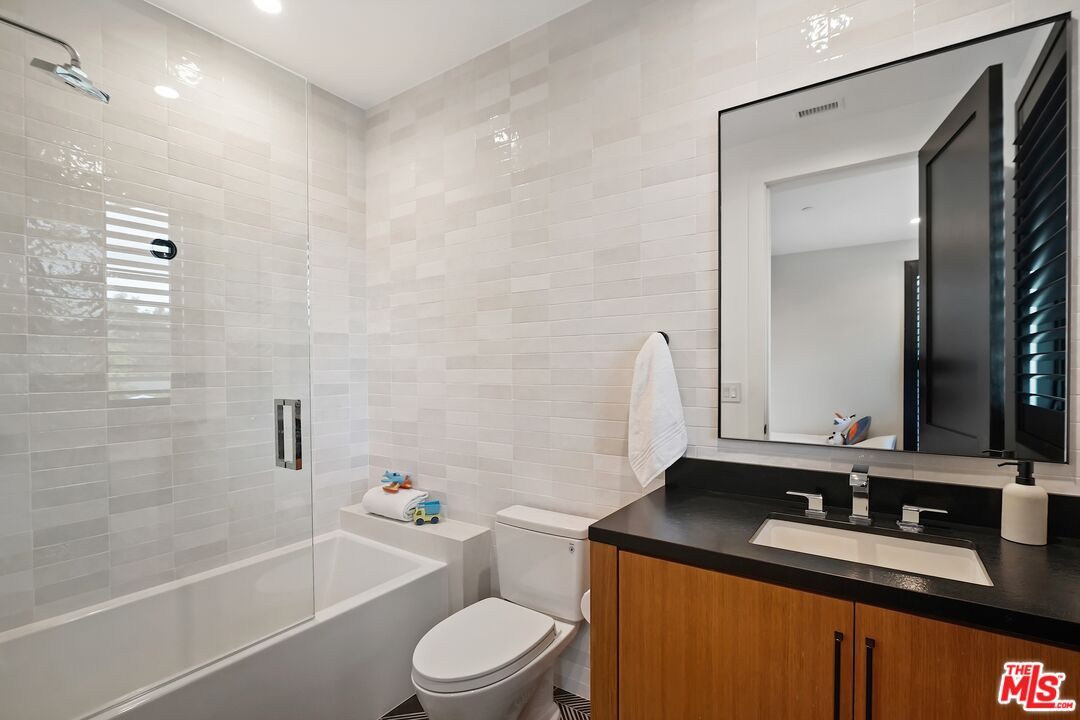 Property photo 50