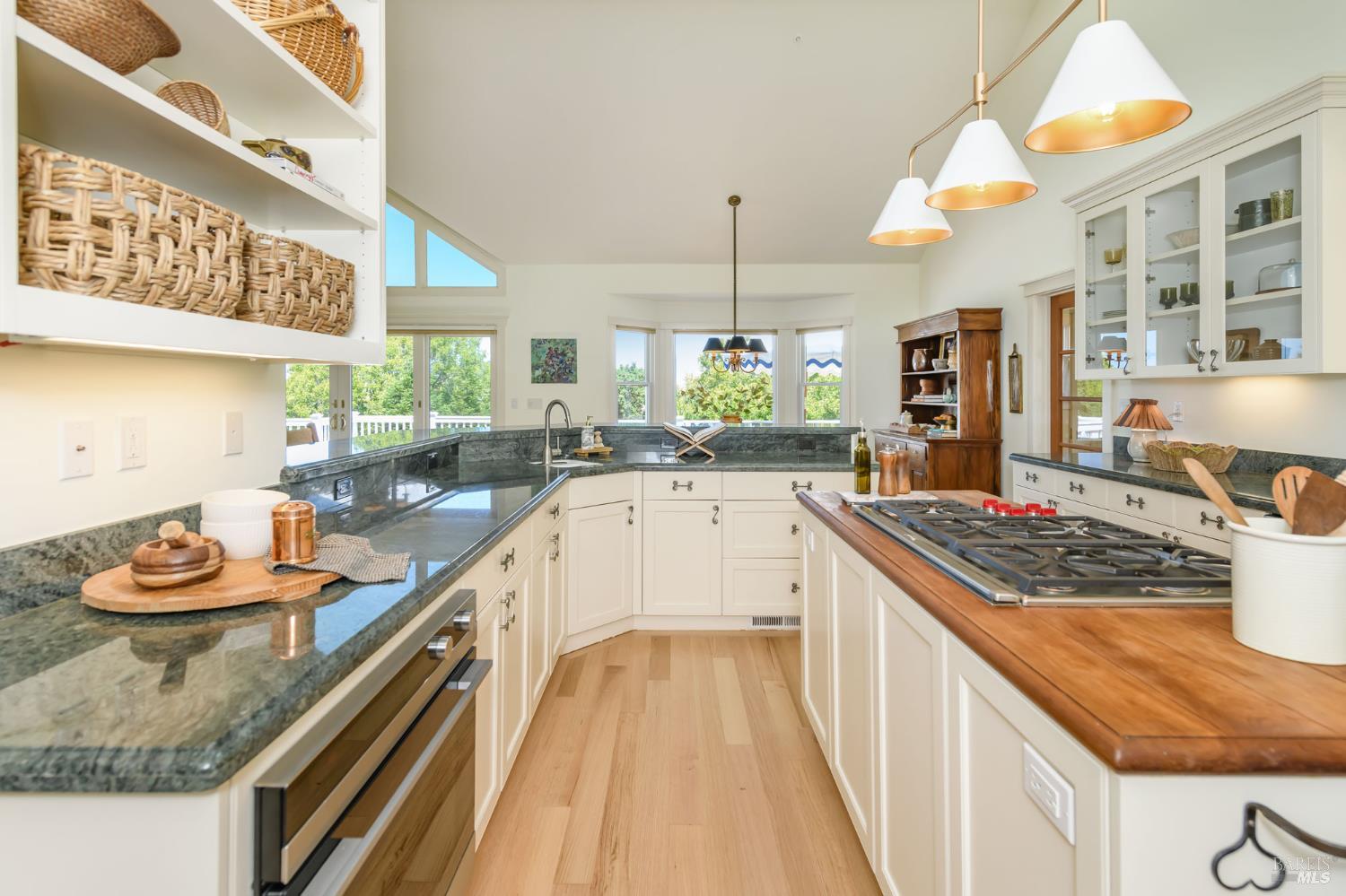 Property photo 37