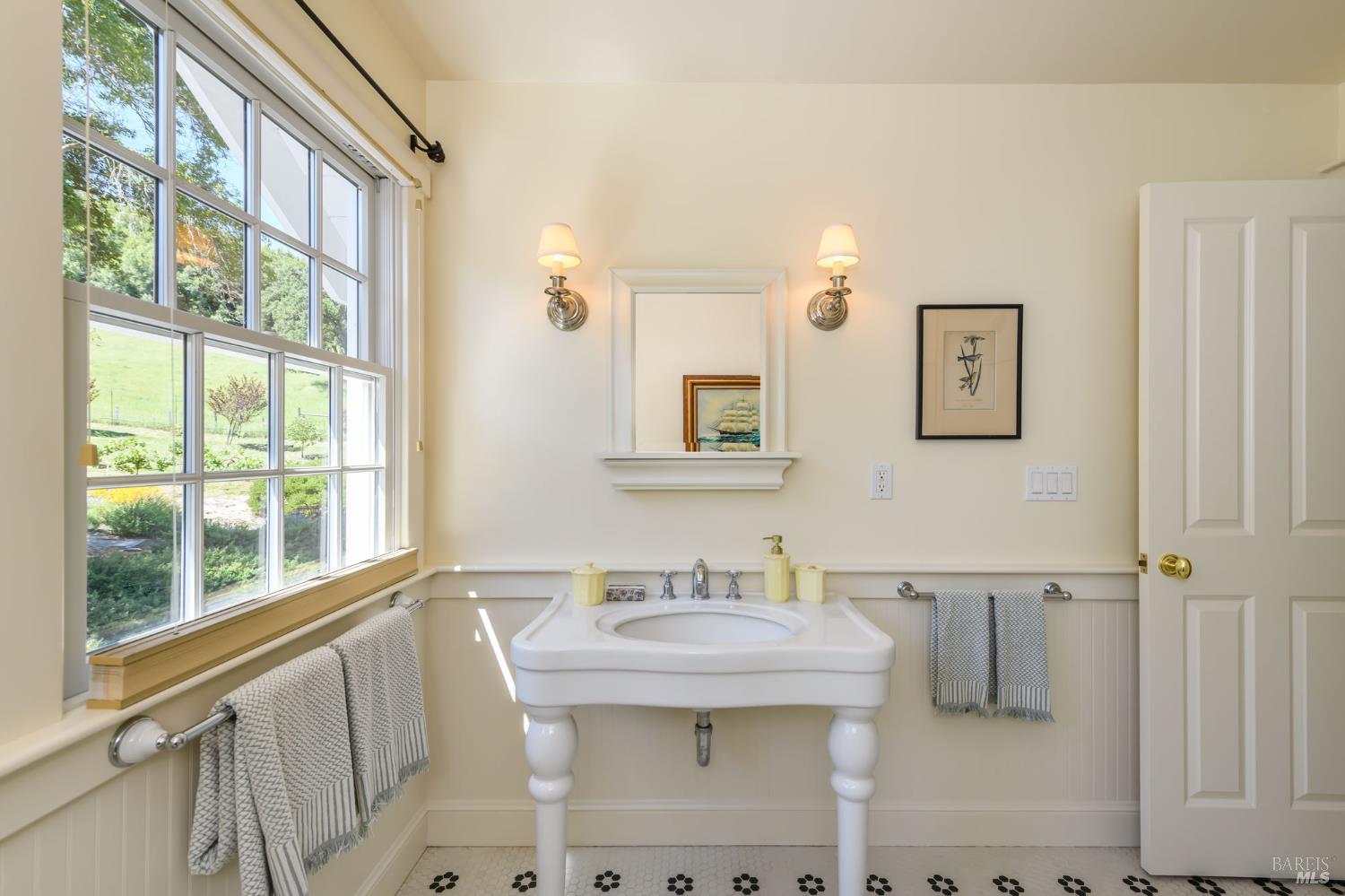 Property photo 50