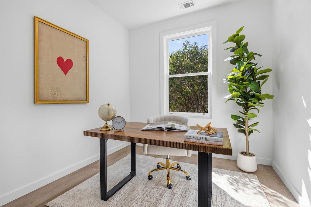 Property photo 35