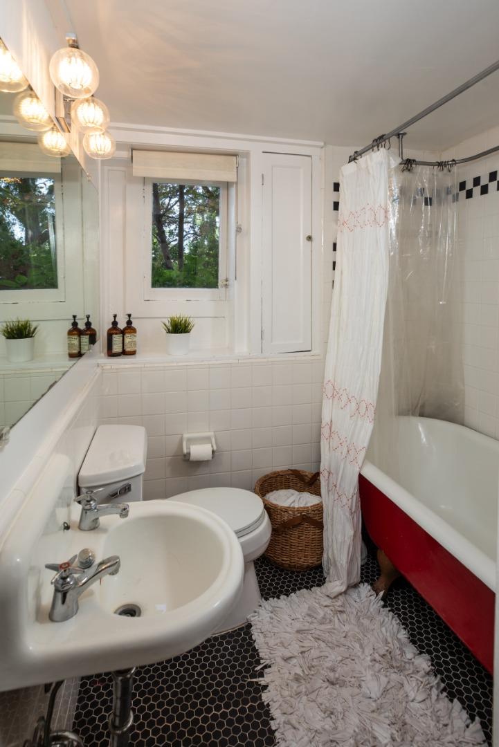 Property photo 46