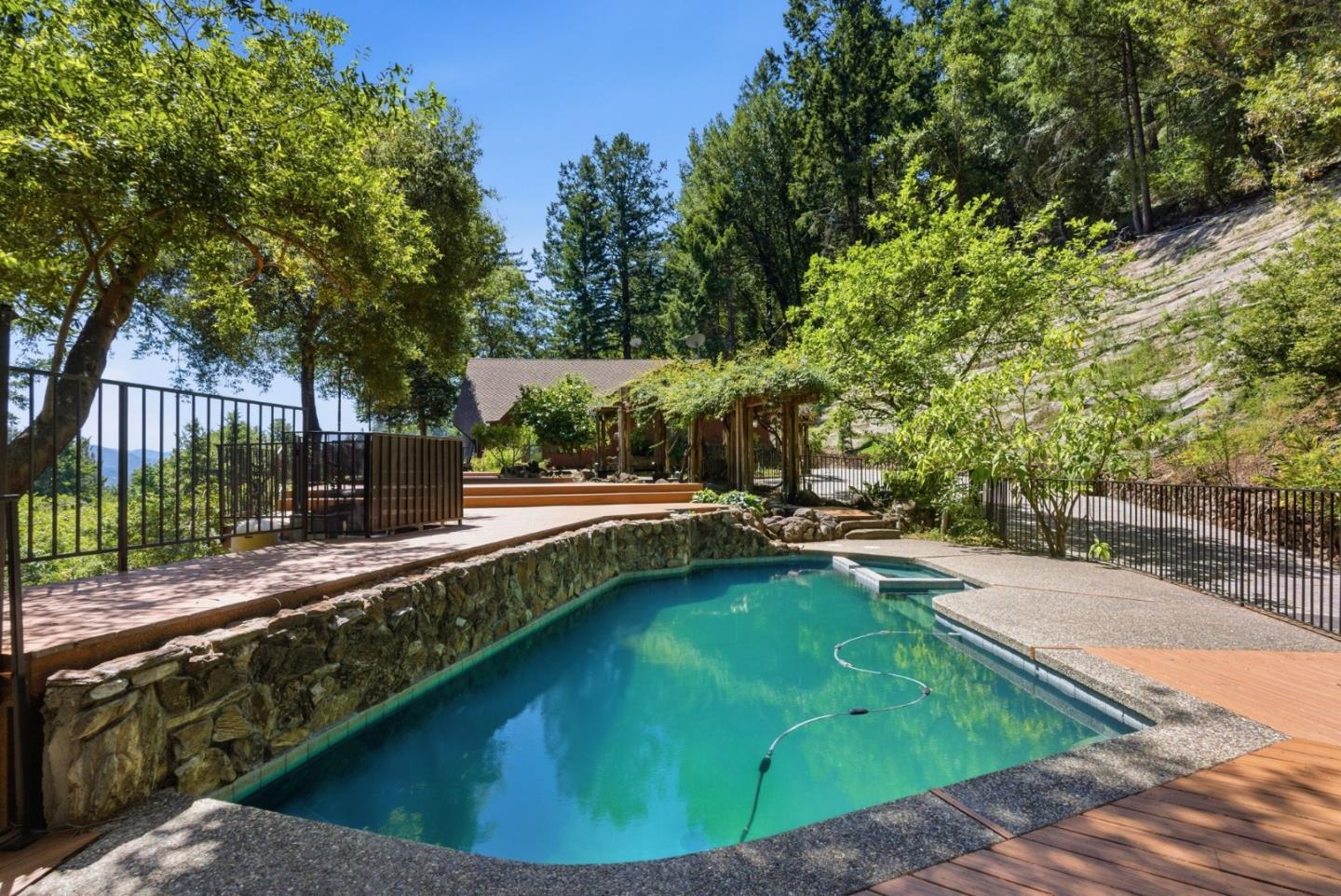 Property photo 16