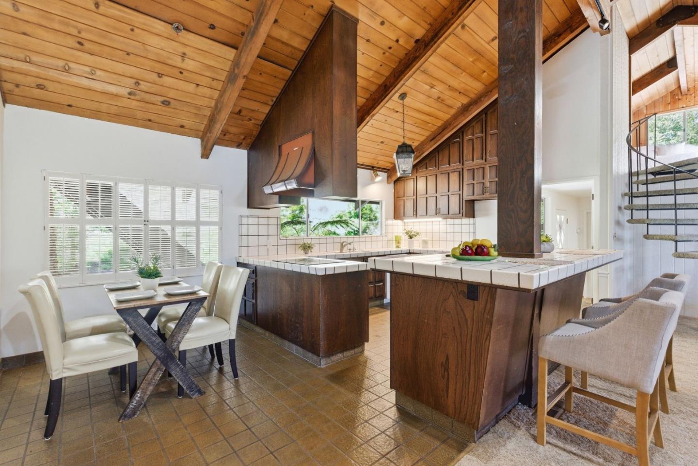 Property photo 28