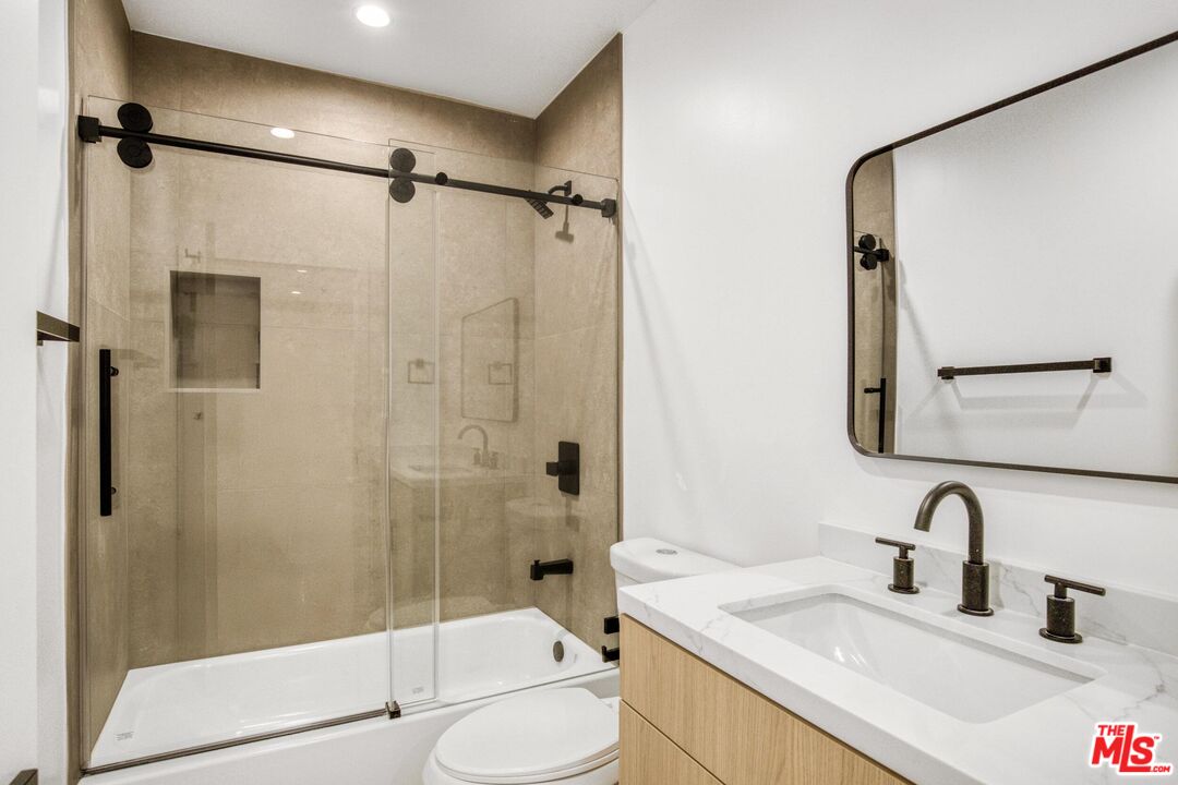 Property photo 50