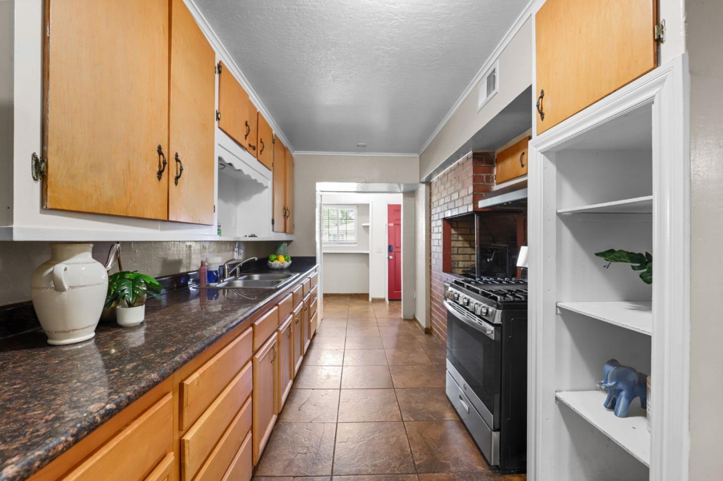Property photo 24
