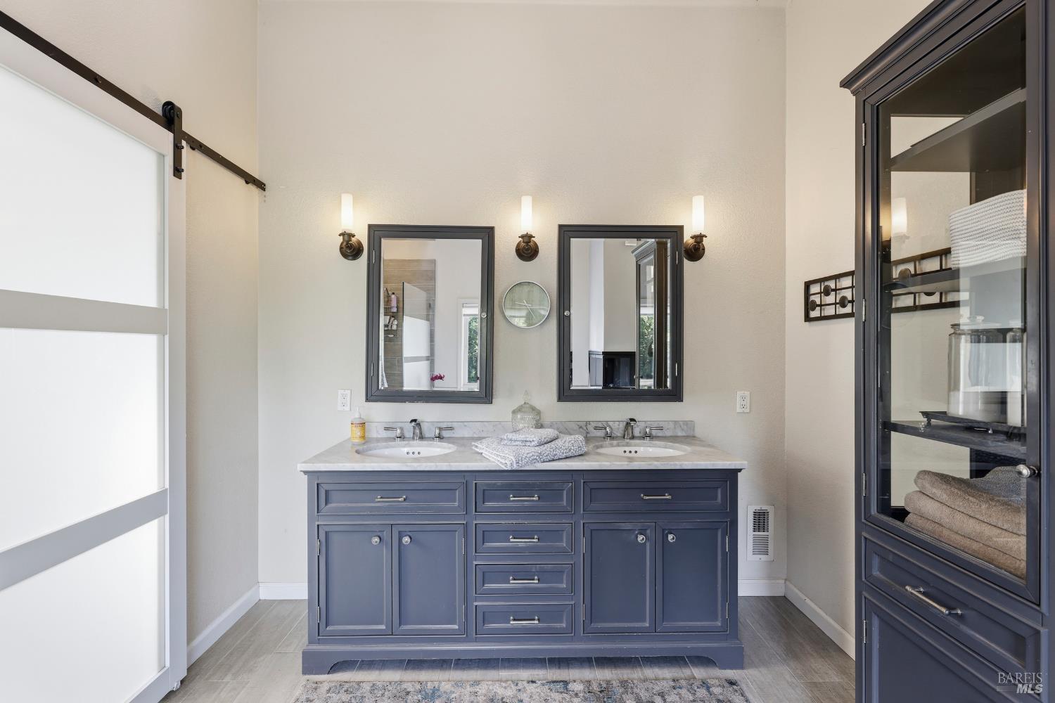 Property photo 44
