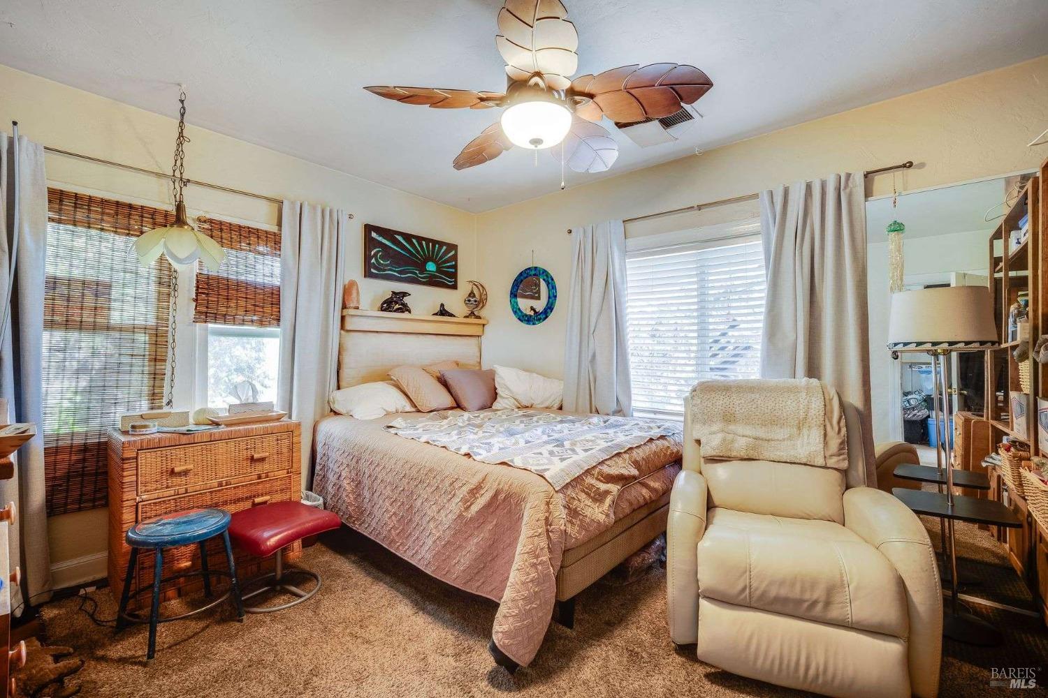 Property photo 36
