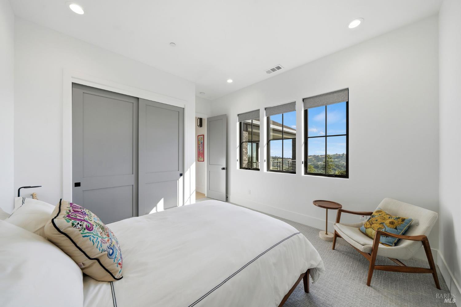 Property photo 50