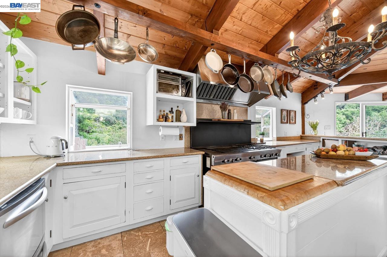 Property photo 40