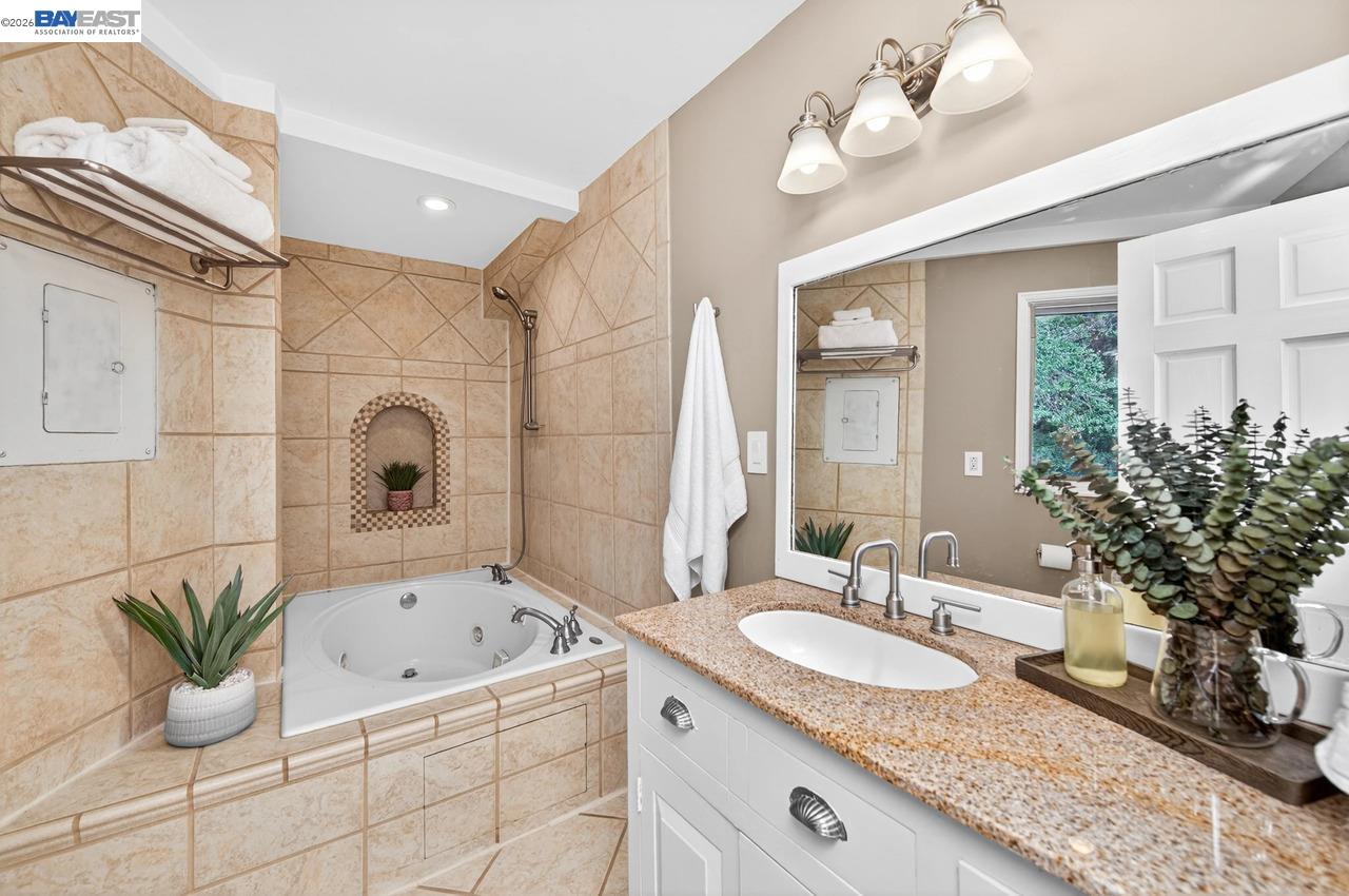 Property photo 51