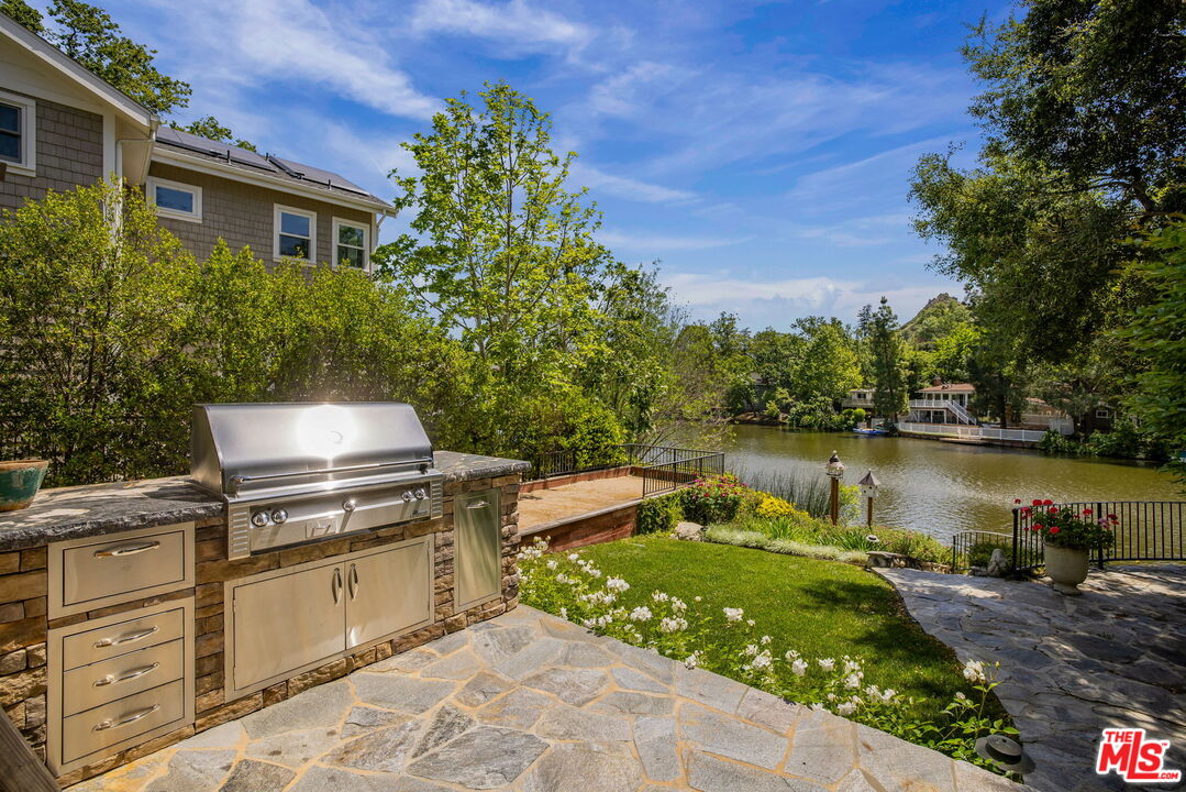 Property photo 30