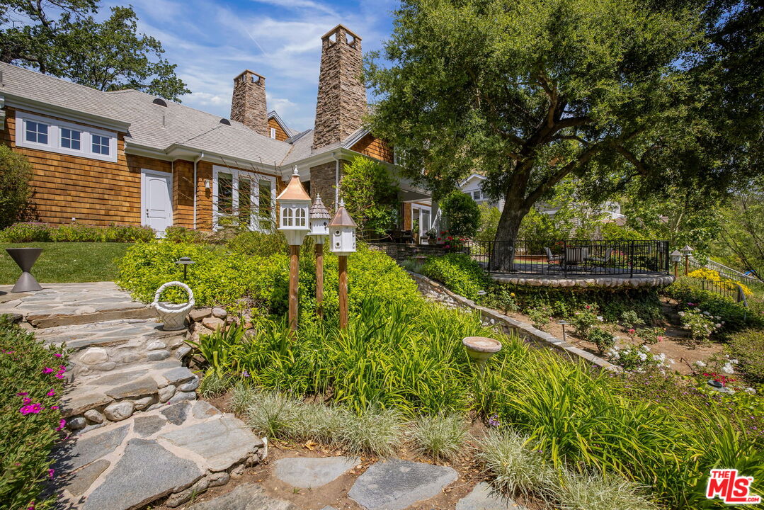 Property photo 35