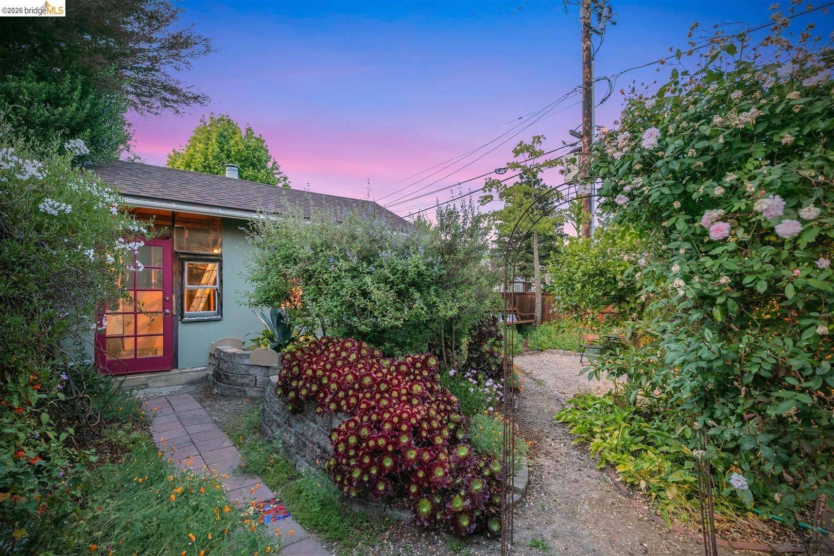 Property photo 37