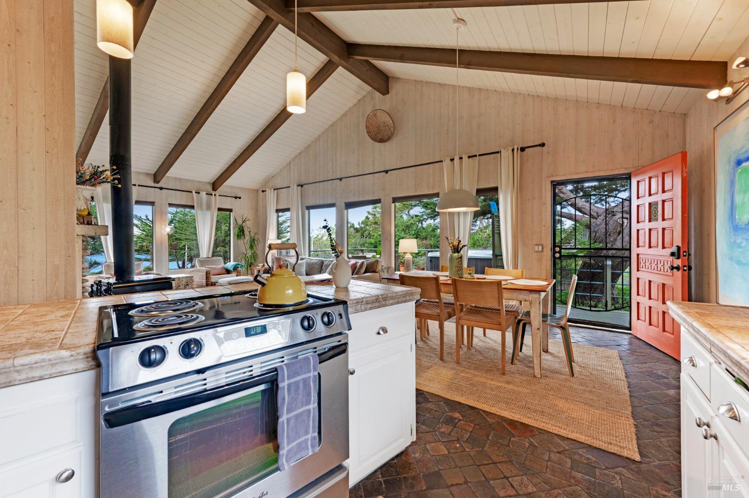 Property photo 25