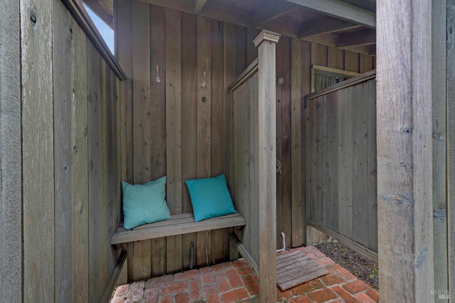 Property photo 38